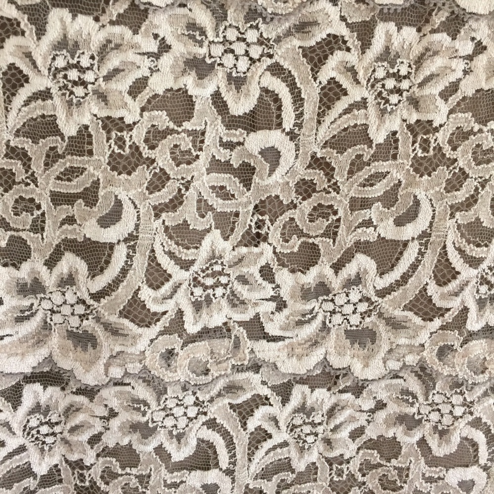 White House Black Market Cream Lace Mini Dress - Picture 5 of 6
